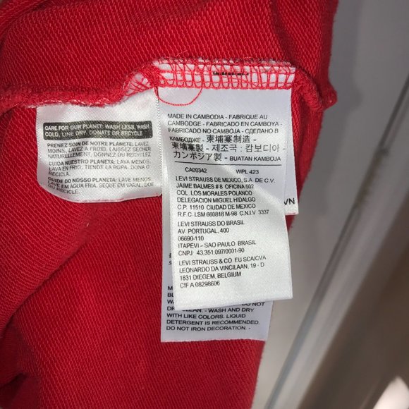 Levi's Women's Cropped Crew Neck Sweatshirt Red ~ Size S - Picture 9 of 9